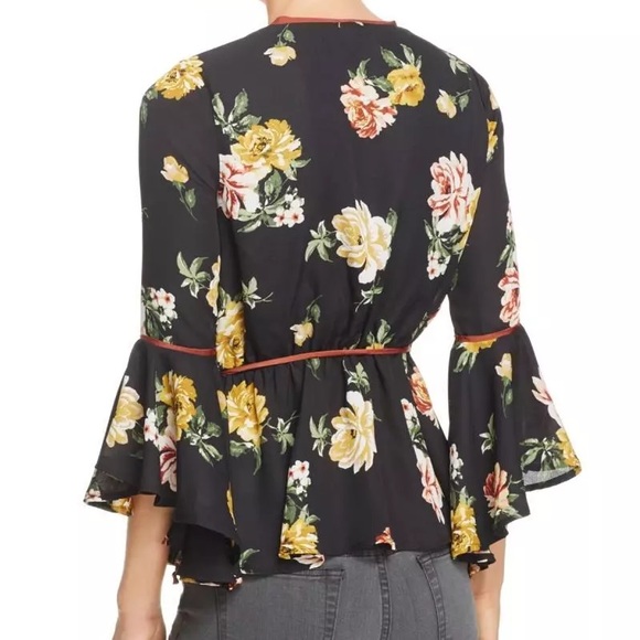 June & Hudson | Floral Peplum Bell Sleeve Wrap Top - Small - Picture 2 of 8